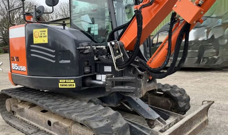 FOR AUCTION: 2019 Hitachi ZX85USB-6 rubber tracked excavator – ENDING 2025-01-08 full