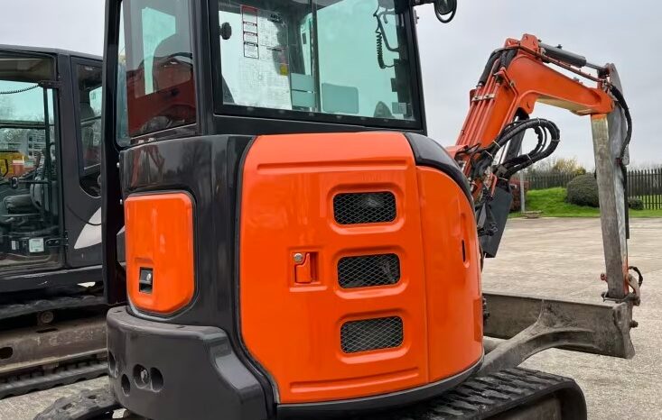 FOR AUCTION:  2019 Hitachi ZX33U-6 rubber tracked hydraulic mini excavator – ENDING 2025-01-08 full