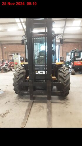 3T 4WD Masted Forklift JCB 930 2015- Low hours 5.5m Mast. full