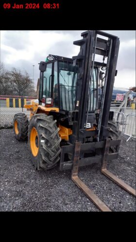 3T 4WD Masted Forklift JCB 930 2015- Low hours 5.5m Mast.