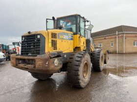 2005 KOMATSU WA320-5H LOADING SHOVEL For Auction on 2025-02-04 For Auction on 2025-02-04 full