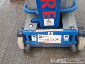 2013 Power Towers Pecolift Manlifts For Auction: Leeds – 22nd, 23rd, 24th & 25th January 25 @ 8:00am full