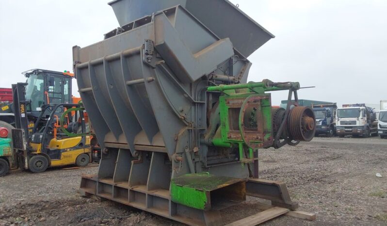 1 UNTHA XR2000S STATIC WASTE SHREDDER For Auction on 2024-12-29 For Auction on 2024-12-29 full