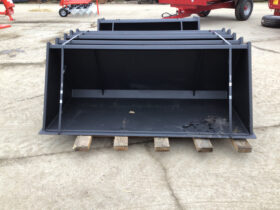 LWC 6FT LOADER BUCKET full