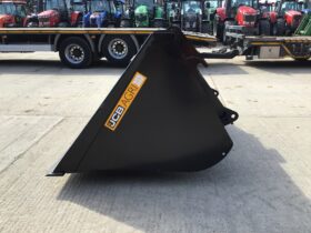 JCB AGRI SHOVEL BUCKET full