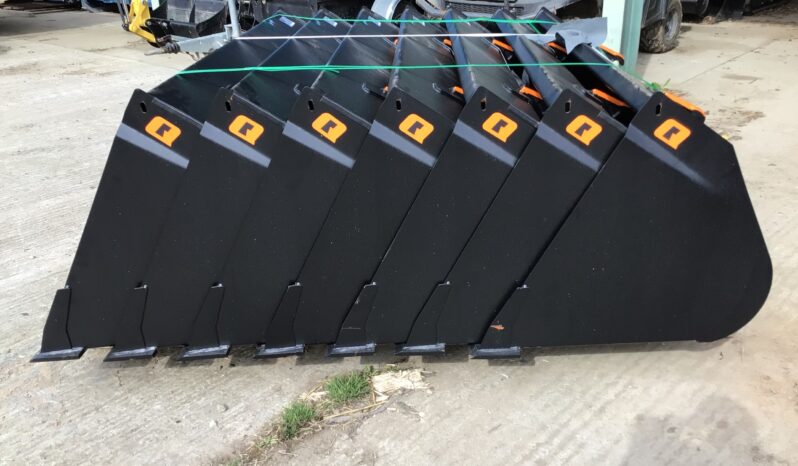 QUICKE 215GM BUCKETS full