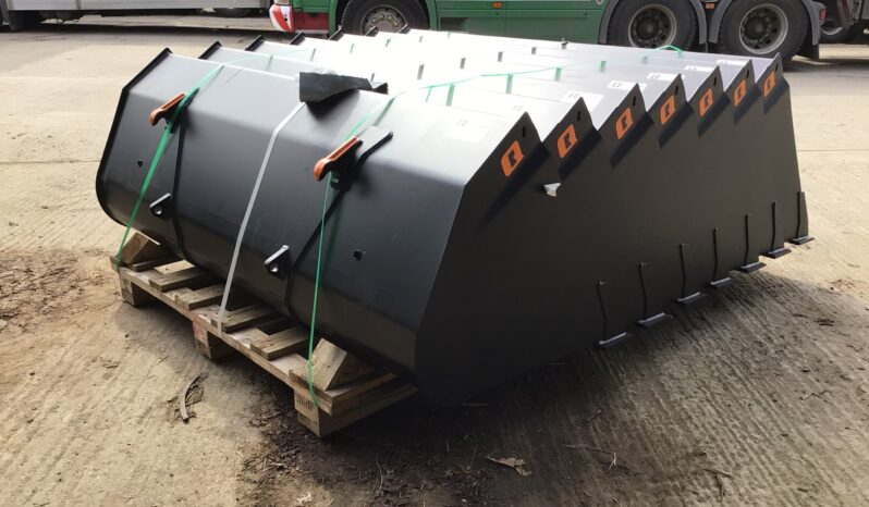 QUICKE 215GM BUCKETS full