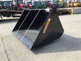 JCB AGRI SHOVEL BUCKET full