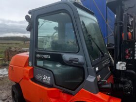 2015 Toyota 4.5 Ton Forklift  £10995 full