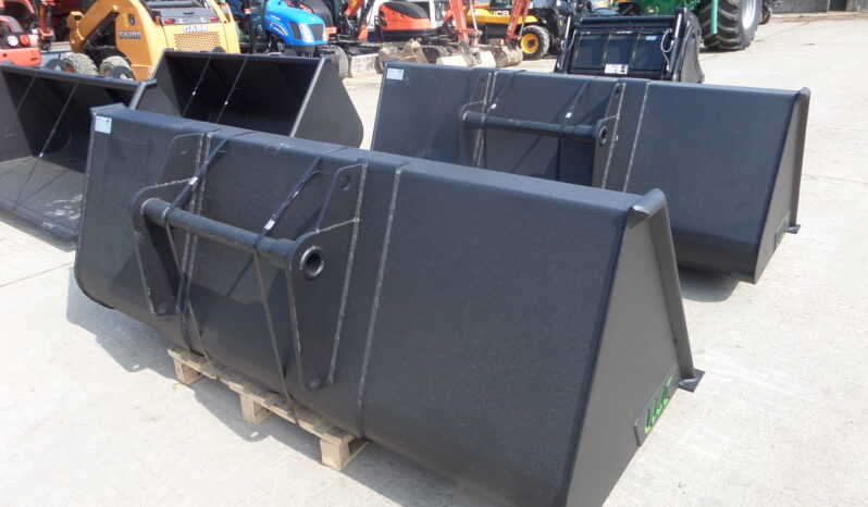 LWC 7.6FT BUCKETS full