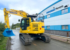 Komatsu PC228USLC-11 for sale