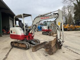 TAKEUCHI TB230 full