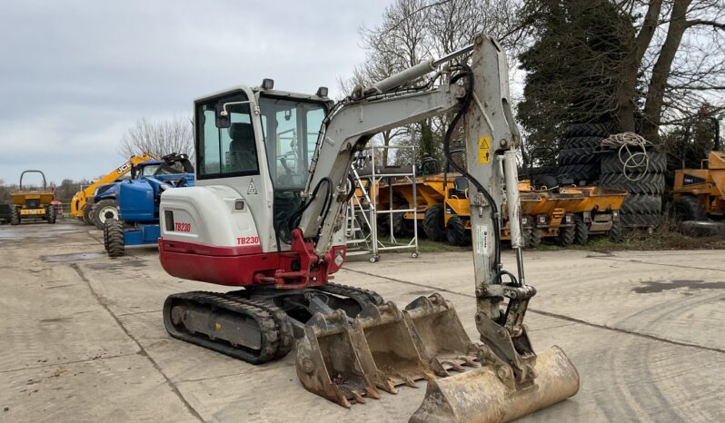 TAKEUCHI TB230 full