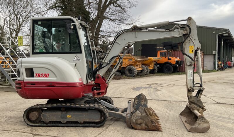 TAKEUCHI TB230 full