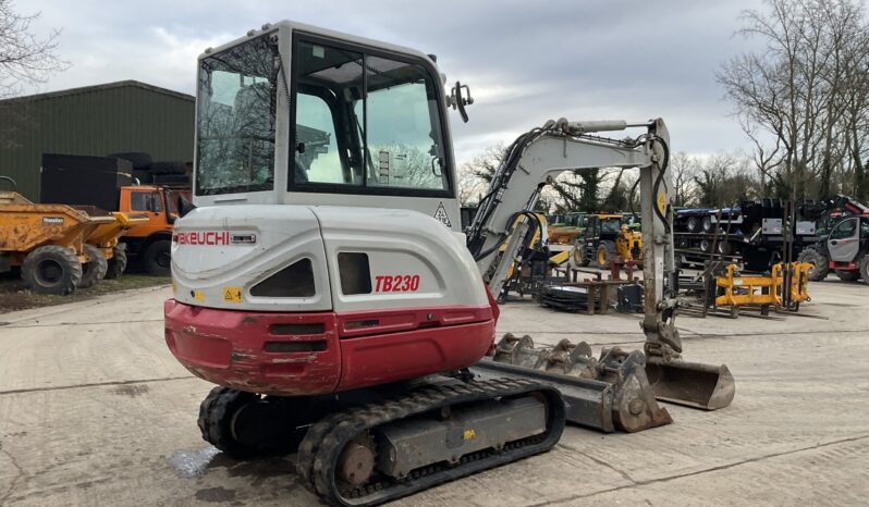 TAKEUCHI TB230 full