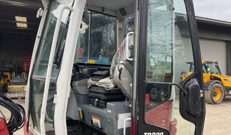 TAKEUCHI TB230 full