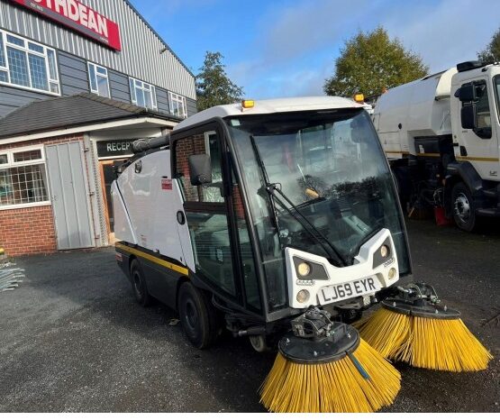 2020 JOHNSTON CX202 in Compact Sweepers full