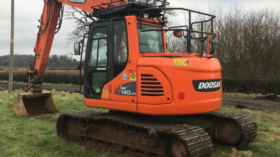 2015 DOOSAN DX140LCR full