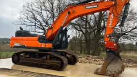 2017 DOOSAN DX530-5