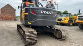 2019 VOLVO ECR355 WITH BLADE full