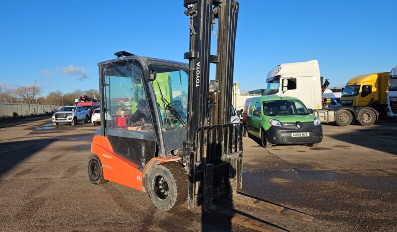 1 TOYOTA 8FBMT50 FORKLIFT For Auction on 2025-12-29 For Auction on 2025-12-29 full