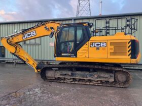 2021 JCB 220 X Series