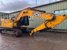 2021 JCB 220 X Series full