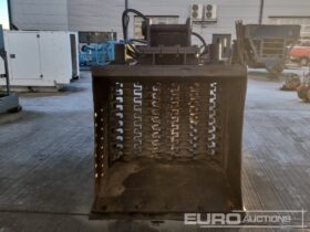 2010 Remu EX180 Crushing & Screening Attachments For Auction: Leeds – 22nd, 23rd, 24th & 25th January 25 @ 8:00am full