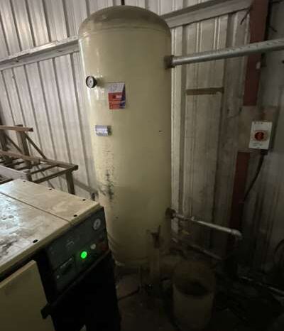 Ingersoll Rand UP5-15-8 Packaged Air Compressor 415V For Auction on 2025-01-30 For Auction on 2025-01-30 full