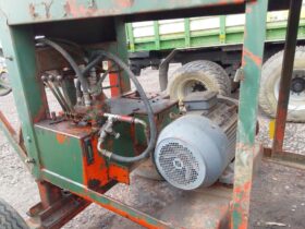 1 FINLAY MOBILE FEED CONVEYOR  For Auction on 2025-02-04 For Auction on 2025-02-04 full