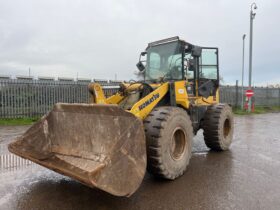 2005 KOMATSU WA320-5H LOADING SHOVEL For Auction on 2025-02-04 For Auction on 2025-02-04