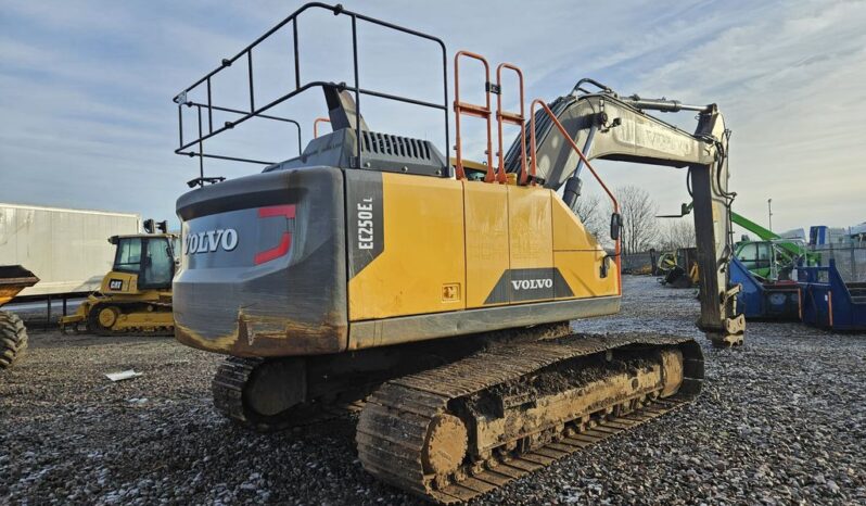 2017 VOLVO EC250EL EXCAVATOR For Auction on 2025-02-04 For Auction on 2025-02-04 full