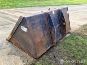 2008 Suton 70 cubic foot grain bucket full