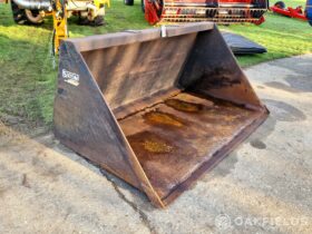 2008 Suton 70 cubic foot grain bucket full