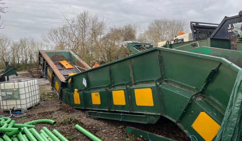 Averman Baler, Feed Conveyor, Being Sold Offsite From MG Wines, Mill Garage, Barton St David, TA11 6DF, Viewing By Appointment Only, Contact Lee Sweet 07425770871, Loading Available With Booking Shredders For Auction: Leeds – 22nd, 23rd, 24th & 25th Janua full