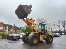 2015 CASE 821F LOADING SHOVEL