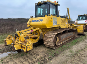 2017 Komatsu D65 PX-18 | Year 2017 | Hours 8,327 full