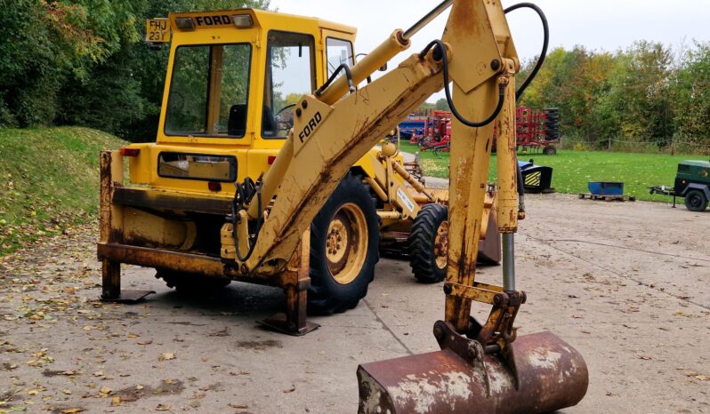 1982 Ford 550 4WD Digger loader full