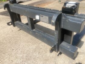 AG 2.5 TON PALLET FORKS ON QUICKE NO.3 BRACKETS 795 + VAT full