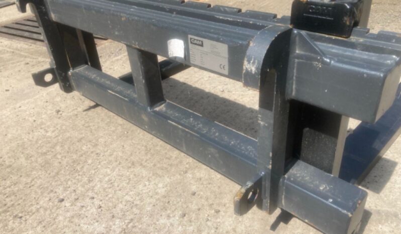 AG 2.5 TON PALLET FORKS ON QUICKE NO.3 BRACKETS 795 + VAT full