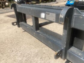 AG 2.5 TON PALLET FORKS ON QUICKE NO.3 BRACKETS 795 + VAT full