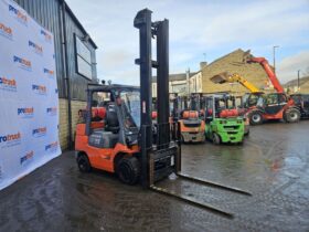 1 TOYOTA FGC35 FORKLIFT For Auction on 2025-02-04 For Auction on 2025-02-04 full