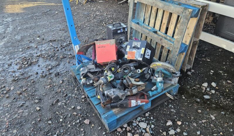 1 PALLETS OF TOOLS  VARIOUS TOOLS For Auction on 2025-02-04 For Auction on 2025-02-04