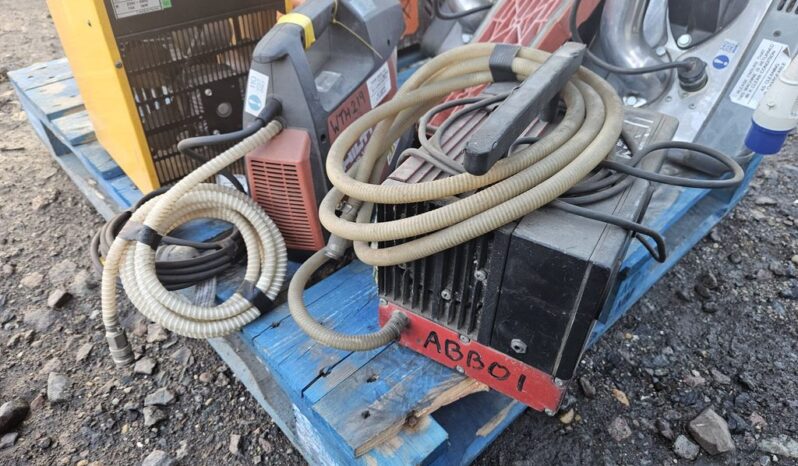 1 PALLET OF TOOLS  VARIOUS TOOLS For Auction on 2025-02-04 For Auction on 2025-02-04 full