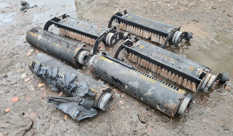 1 ROLLERS/BRUSHES 6X ROLLERS/BRUSHES For Auction on 2025-02-04 For Auction on 2025-02-04 full