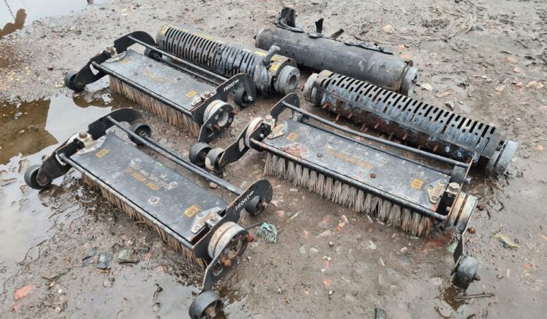 1 ROLLERS/BRUSHES 6X ROLLERS/BRUSHES For Auction on 2025-02-04 For Auction on 2025-02-04 full