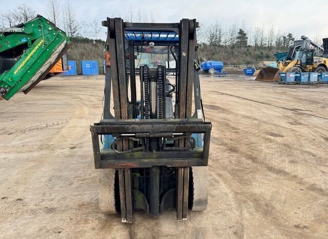 1997 Mitsubishi FO25 straight Mast Forklift For Auction on 2025-01-29 full