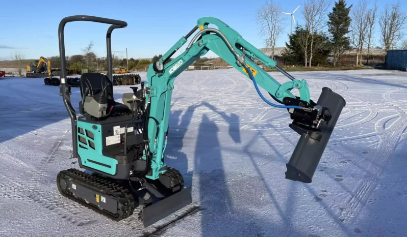 Kobelco SK10 Tilt Hitch full