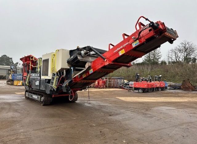 2022 Sandvik QJ241 Mobile Jaw Crusher For Auction on 2025-01-29 full