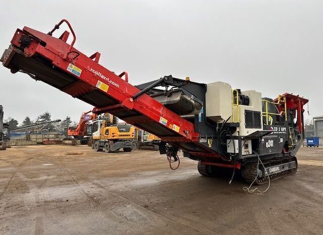 2022 Sandvik QJ241 Mobile Jaw Crusher For Auction on 2025-01-29 full